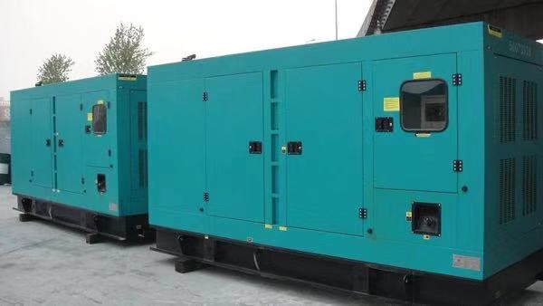 重庆二手康明斯400kw大型柴油发电机组