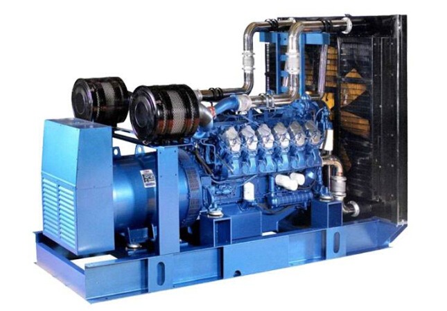 重庆二手康明斯30kw小型柴油发电机组